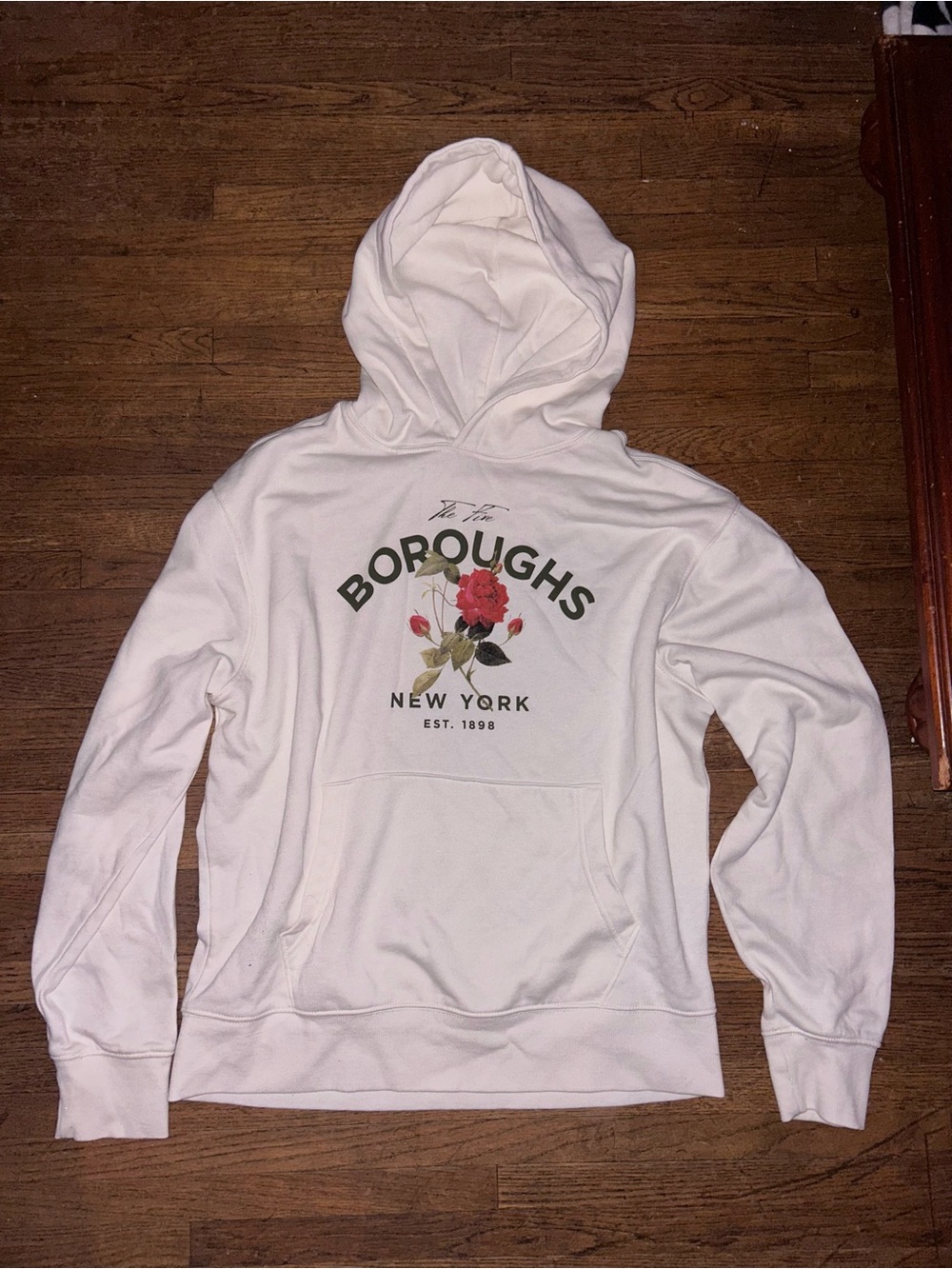 Borough’s New York hoodie (old navy) (brand new). #y2k